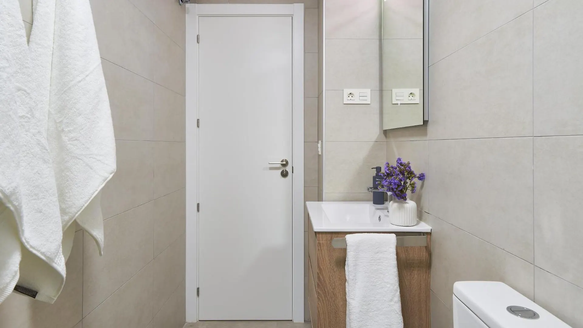 Cozy Apartment Malaga Center 0*,